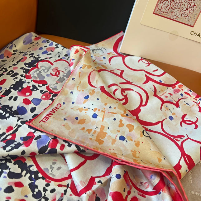 CHANEL 25S SCARF 90 IN SILK TWILL 700818