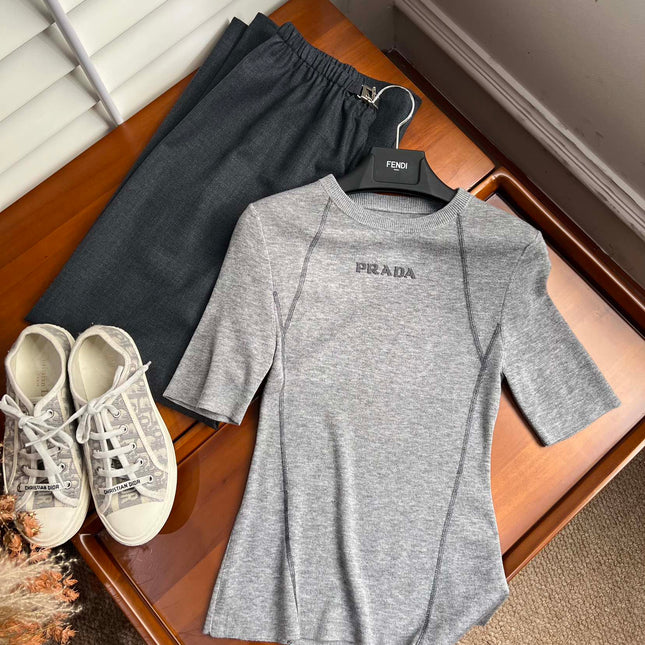 PRADA SHORT-SLEEVE KNIT TOP STYLE 18