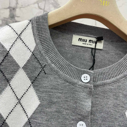 MIUMIU CARDIGAN STYLE 226