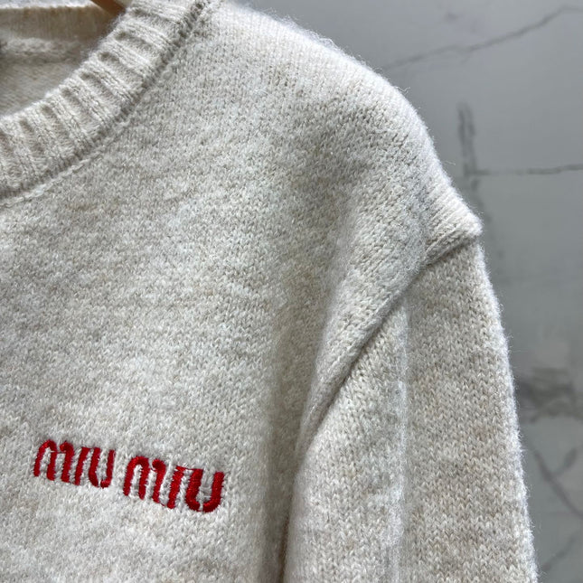 MIUMIU CARDIGAN STYLE 425