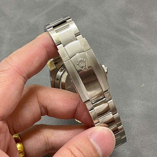 OYSTER PERPETUAL MILGAUSS GREEN 40MM