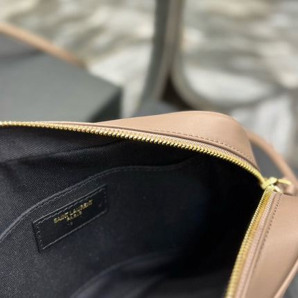 LOU 23 CAMERA BAG BEIGE IN QUILTED LEATHER GOLD HARDWARE