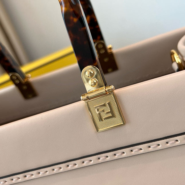 SHINE LARGE 35 TOTE IN BEIGE CREAM CALFSKIN