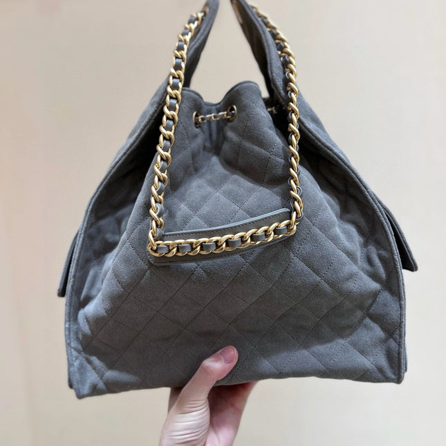 CC 25 HANDBAG IN GRAY 40 SUEDE CALFSKIN GOLD HARDWARE