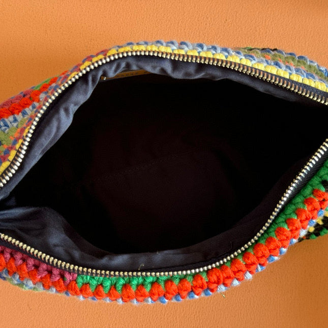CROCHET TOTE BAG 25 IN MULTICOLORED WOVEN RAFFIA