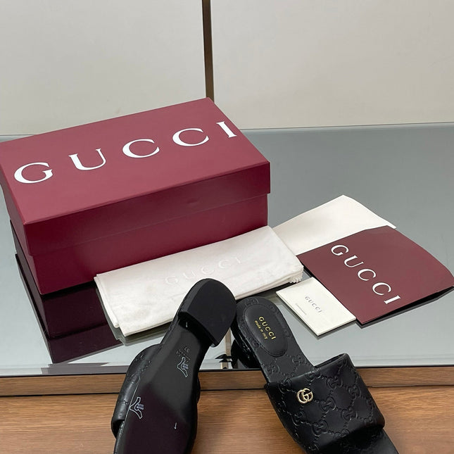 DOUBLE G SANDALS IN BLACK IVORY CALFSKIN