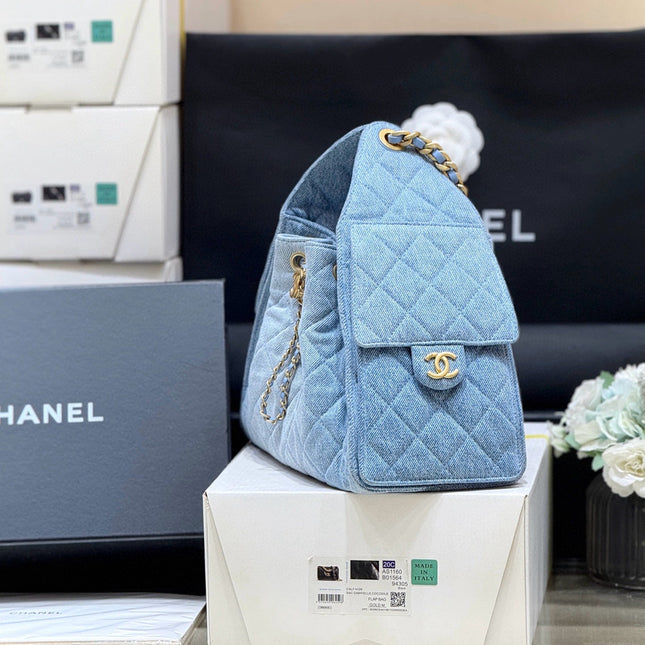 CC 25 HANDBAG IN BLUE 30 DENIM GOLD HARDWARE