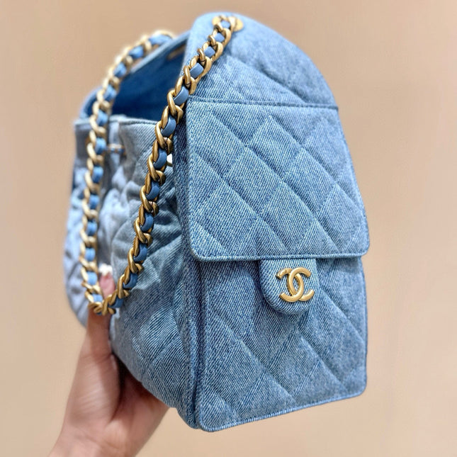CC 25 HANDBAG IN BLUE 30 DENIM GOLD HARDWARE