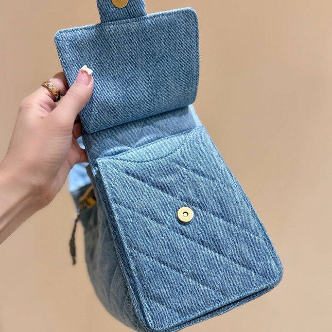 CC 25 HANDBAG IN BLUE 30 DENIM GOLD HARDWARE