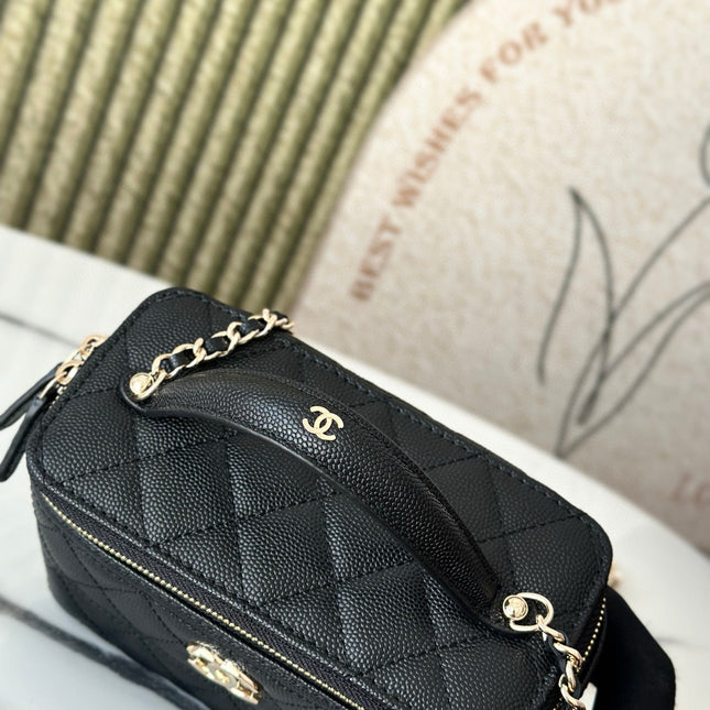 VANITY 17 CAVIAR WITH HANDLE IN BLACK CALFSKIN GOLD HARDWARE