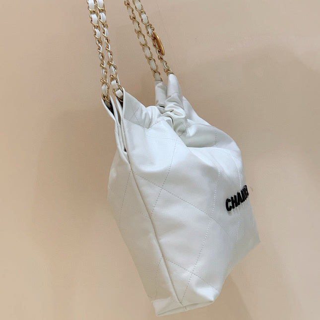 CC HOBO BAG 37 WHITE CC BLACK LAMBSKIN GOLD HARDWARE