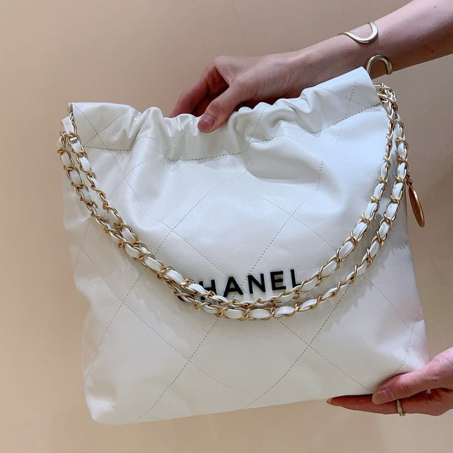 CC HOBO BAG 37 WHITE CC BLACK LAMBSKIN GOLD HARDWARE