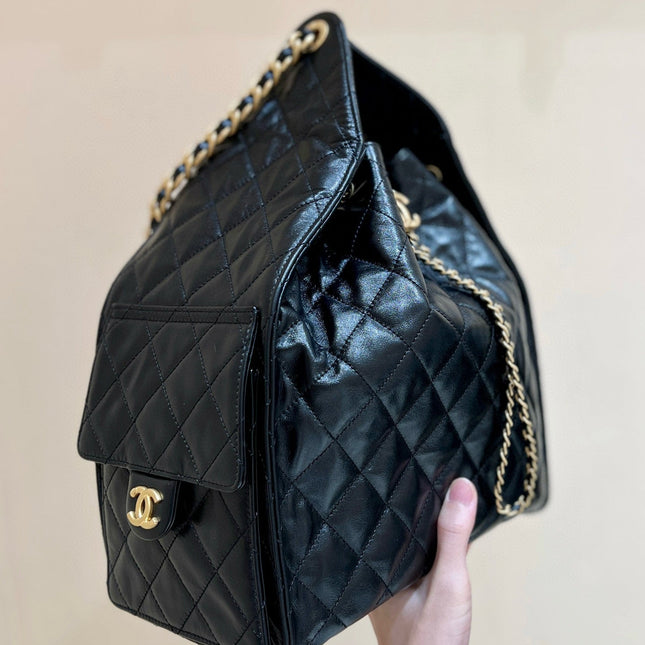 CC 25 HANDBAG IN BLACK 40 GRAINED CALFSKIN GOLD HARDWARE