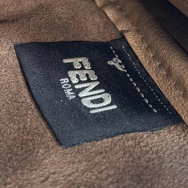 SIMPLY MINI 22 IN LIGHT BROWN GRAINED CALFSKIN