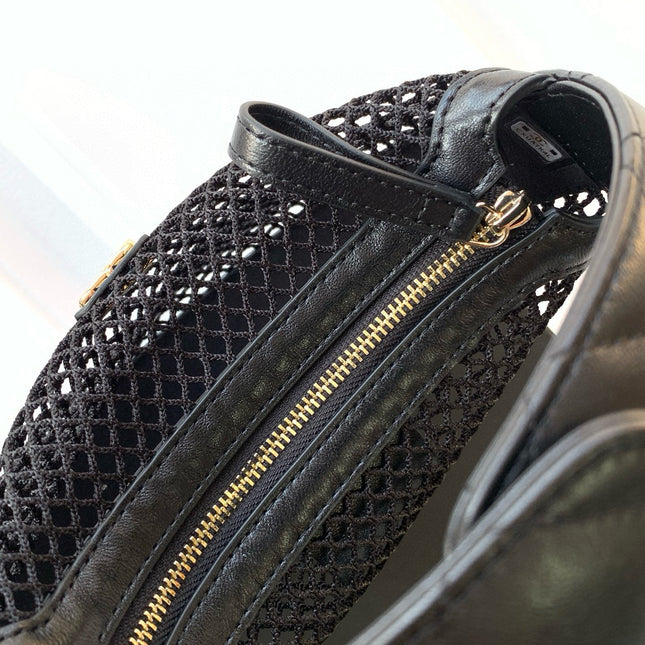 CC 25S POUCH IN BLACK LAMBSKIN WITH MESH GOLD HARDWARE