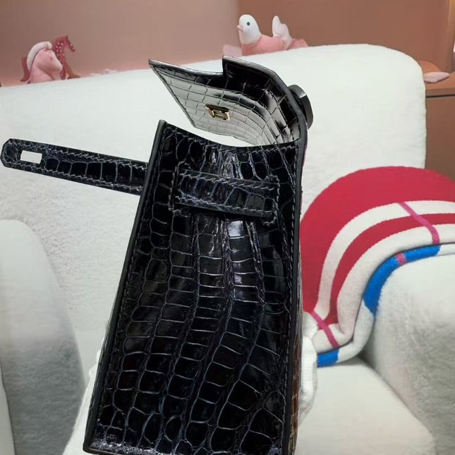 HM KELLY MINI 22 IN BLACK AMERICAN ALLIGATOR GOLD BUCKLE