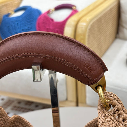CHLOÉ 25S SUMMER BANANA HOBO BAG 36 IN LIGHT BROWN