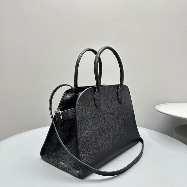 MINIMALIST STRUCTURED SILHOUETTE HANDBAG IN BLACK CALFSKIN