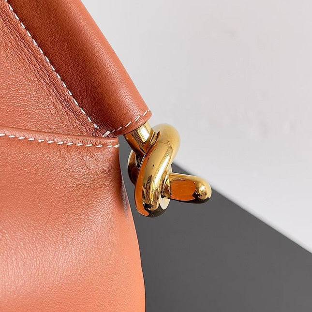MEDIUM SOLSTICE 44 IN BROWN LAMBSKIN