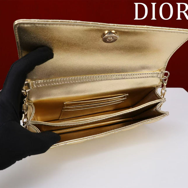CD BAG 21 IN GOLD CALFSKIN WITH GOLD HARDWARE (Copy)