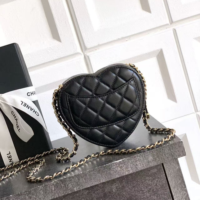 CC HEART QUILTED SHOULDER BAG 13 IN BLACK CALFSKIN TP3