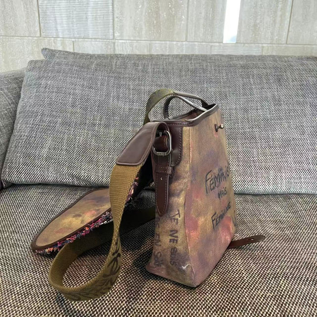 Chanel Graffiti Messenger Bag 30 In Colorful Canvas TP3