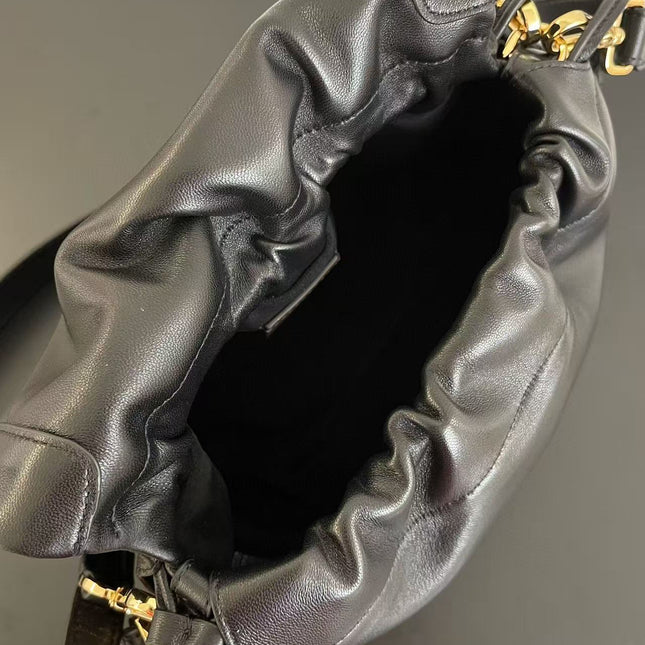 FF MAMMA BAGUETTE 16 IN BLACK CALFSKIN