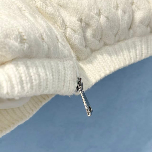 MONCLER JACKET IN WHITE WOOL