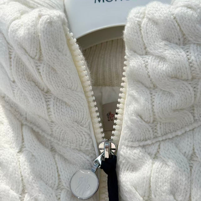 MONCLER JACKET IN WHITE WOOL