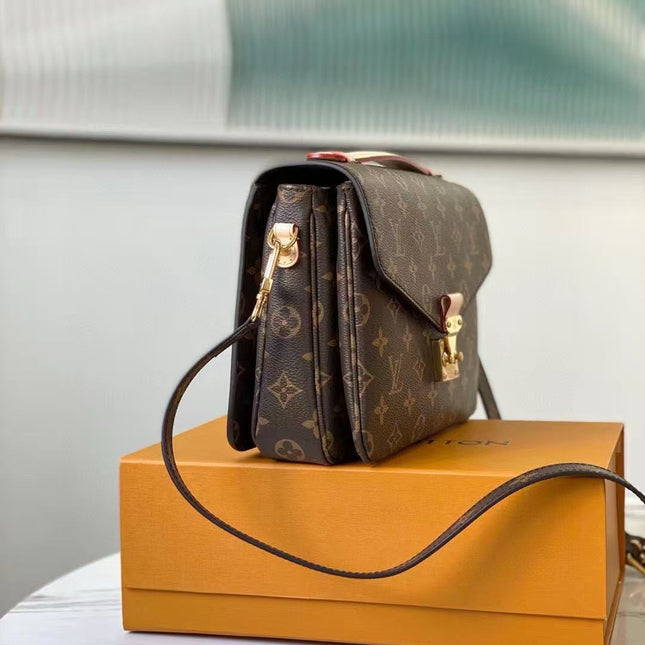LV MESSENGER BAG 25 IN BROWN MONOGRAM CANVAS