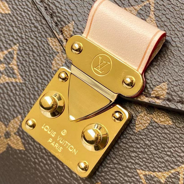 LV MESSENGER BAG 25 IN BROWN MONOGRAM CANVAS
