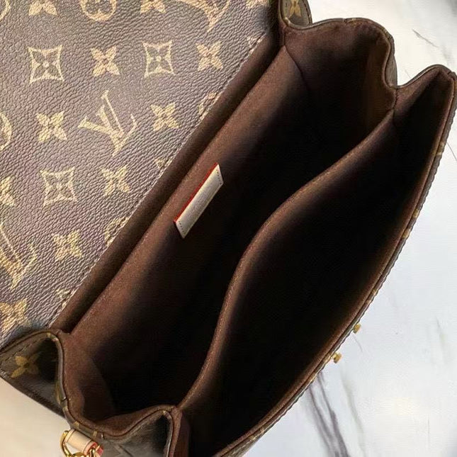 LV MESSENGER BAG 25 IN BROWN MONOGRAM CANVAS
