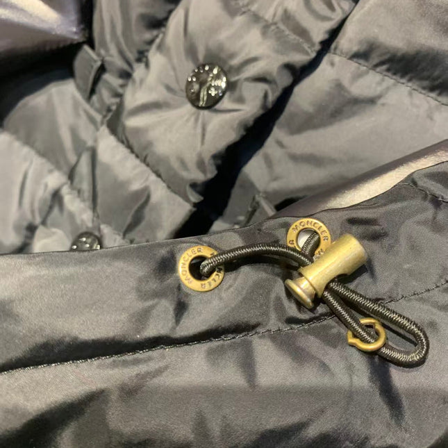 HOODED LONG PUFFER JACKET IN BLACK