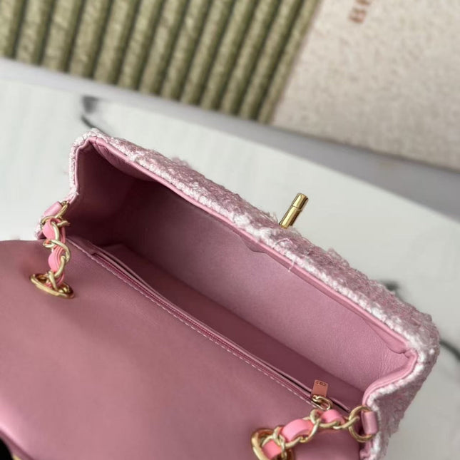 MINI FLAP BAG 20 IN LIGHT PINK TWEED GOLD HARDWARE