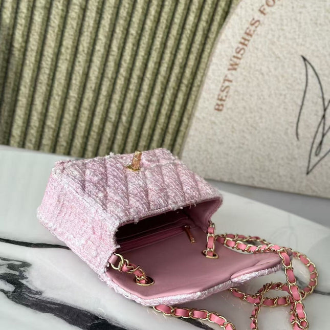 MINI FLAP BAG 20 IN LIGHT PINK TWEED GOLD HARDWARE