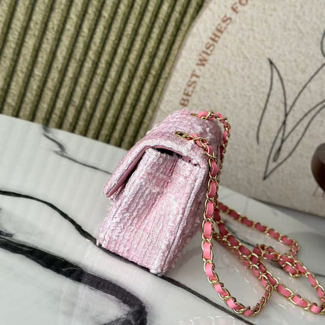 MINI FLAP BAG 20 IN LIGHT PINK TWEED GOLD HARDWARE