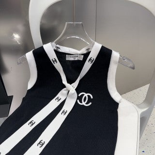 TANK TOP 624515 IN BLACK COTTON RIBBED WHITE TRIM AND BOW