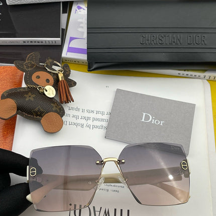 MONTAIGNE SQUARE SUNGLASS CD7159 IN ACETATE