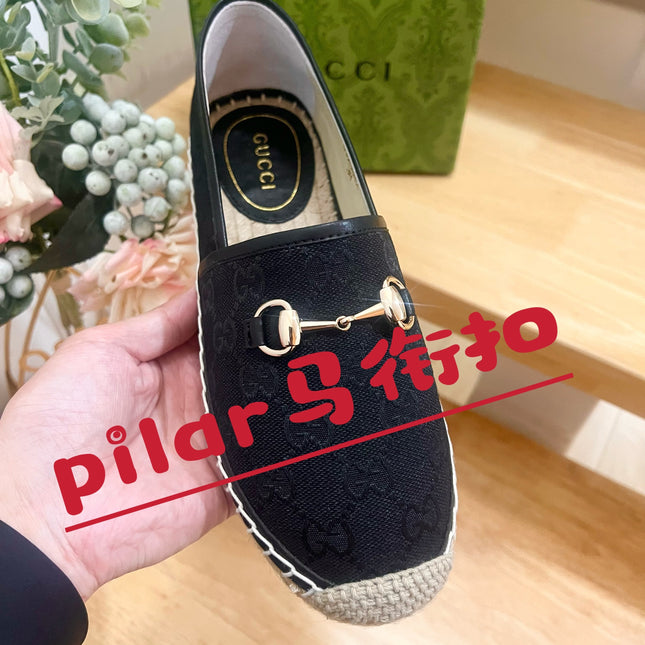 WOMEN'S ESPADRILLE WITH HORSEBIT IN BLACK CANVAS