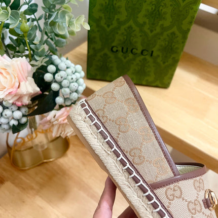 WOMEN'S ESPADRILLE WITH HORSEBIT IN BEIGE CANVAS