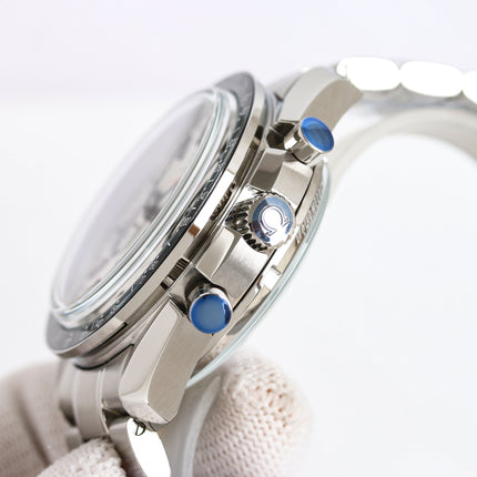SPEEDMASTER RACING WATCH SILVER CASE AND WHITE DIAL
