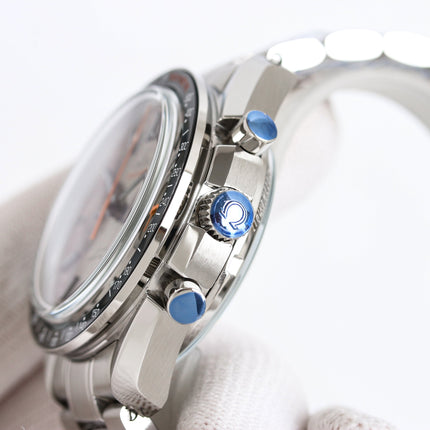 SPEEDMASTER RACING WATCH SILVER CASE