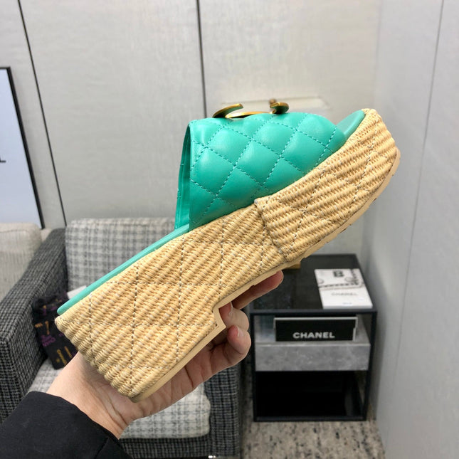 THICK SOLE WEDGE SLIPPERS IN PERSIAN GREEN LAMBSKIN AND BEIGE RUBBER