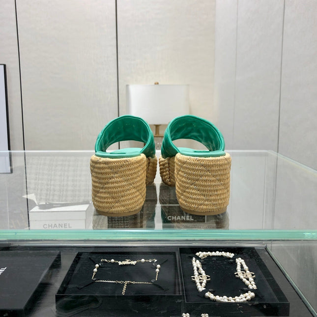 THICK SOLE WEDGE SLIPPERS IN PERSIAN GREEN LAMBSKIN AND BEIGE RUBBER