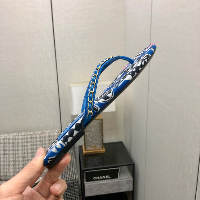 THONG SLIDE IN COBALT BLUE MIX COLORFUL FLORAL FABRIC