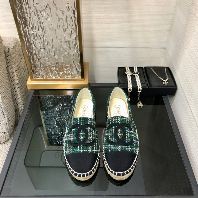 ESPADRILLE FOREST GREEN TWEED FABRIC AND BLACK CALFSKIN FLATS