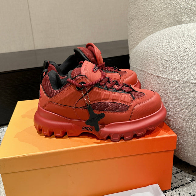 SNEAKER IN RUBY RED CALFSKIN AND BREATHABLE MESH 175307