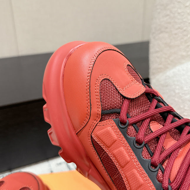 SNEAKER IN RUBY RED CALFSKIN AND BREATHABLE MESH 175307