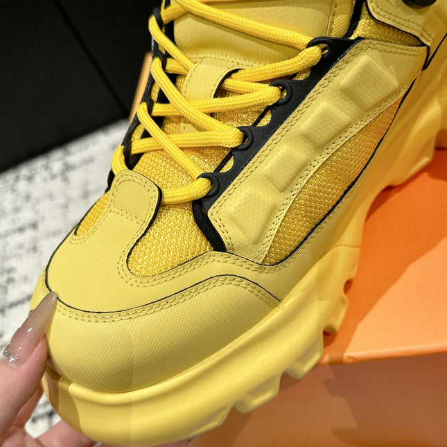SNEAKER IN LEMON YELLOW CALFSKIN AND BREATHABLE MESH 175309