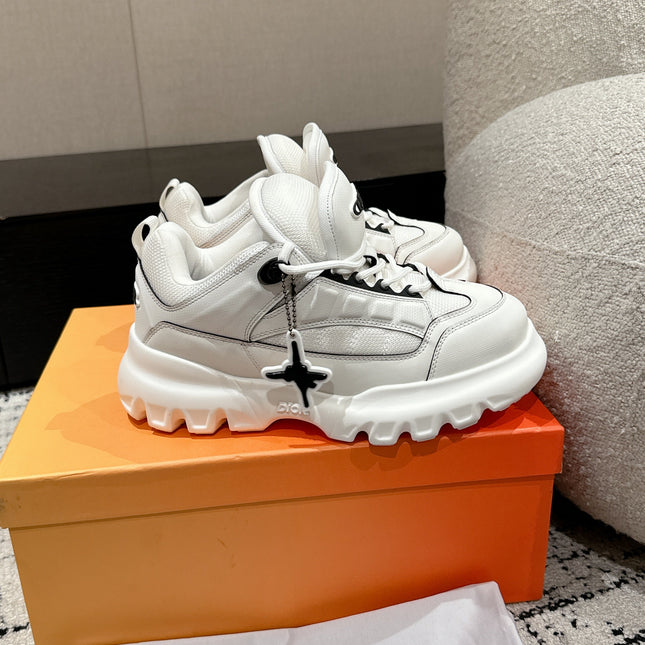 SNEAKER IN WHITE CALFSKIN AND BREATHABLE MESH 175310